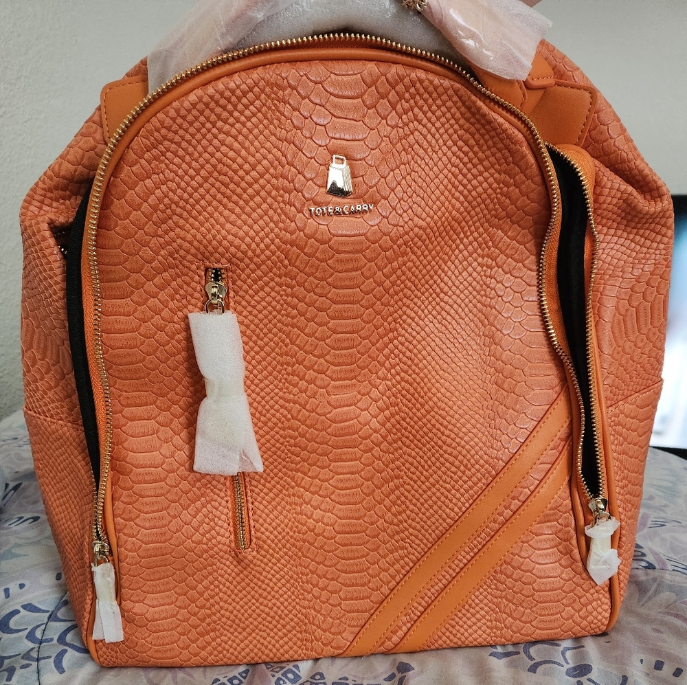 Tote and Carry 3pc leather travel set - Picture 2 of 2